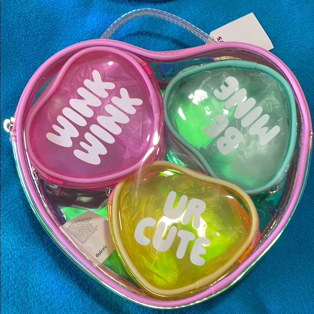 Claire’s 4 Piece Heart-Shaped Bag Set NWT For gifting storing small items/travel